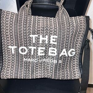 Marc Jacobs Black and Cream Patterned Tote